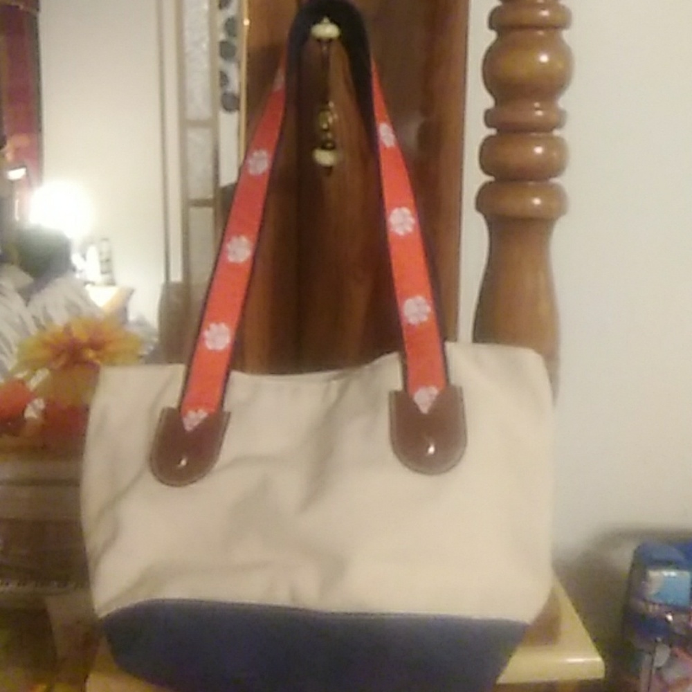 Shoulder bag